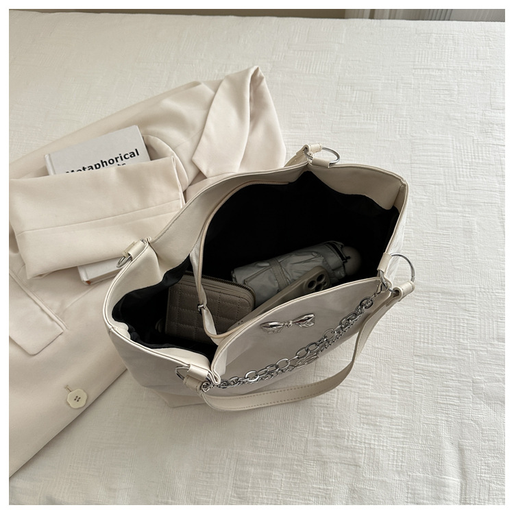 Women's Large Capacity Shoulder Bag