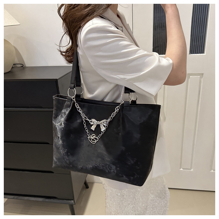 Women's Large Capacity Shoulder Bag
